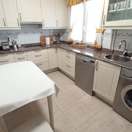 Apartamento De 120M2 Al Lado De Cabarceno Saron Zewnętrze zdjęcie